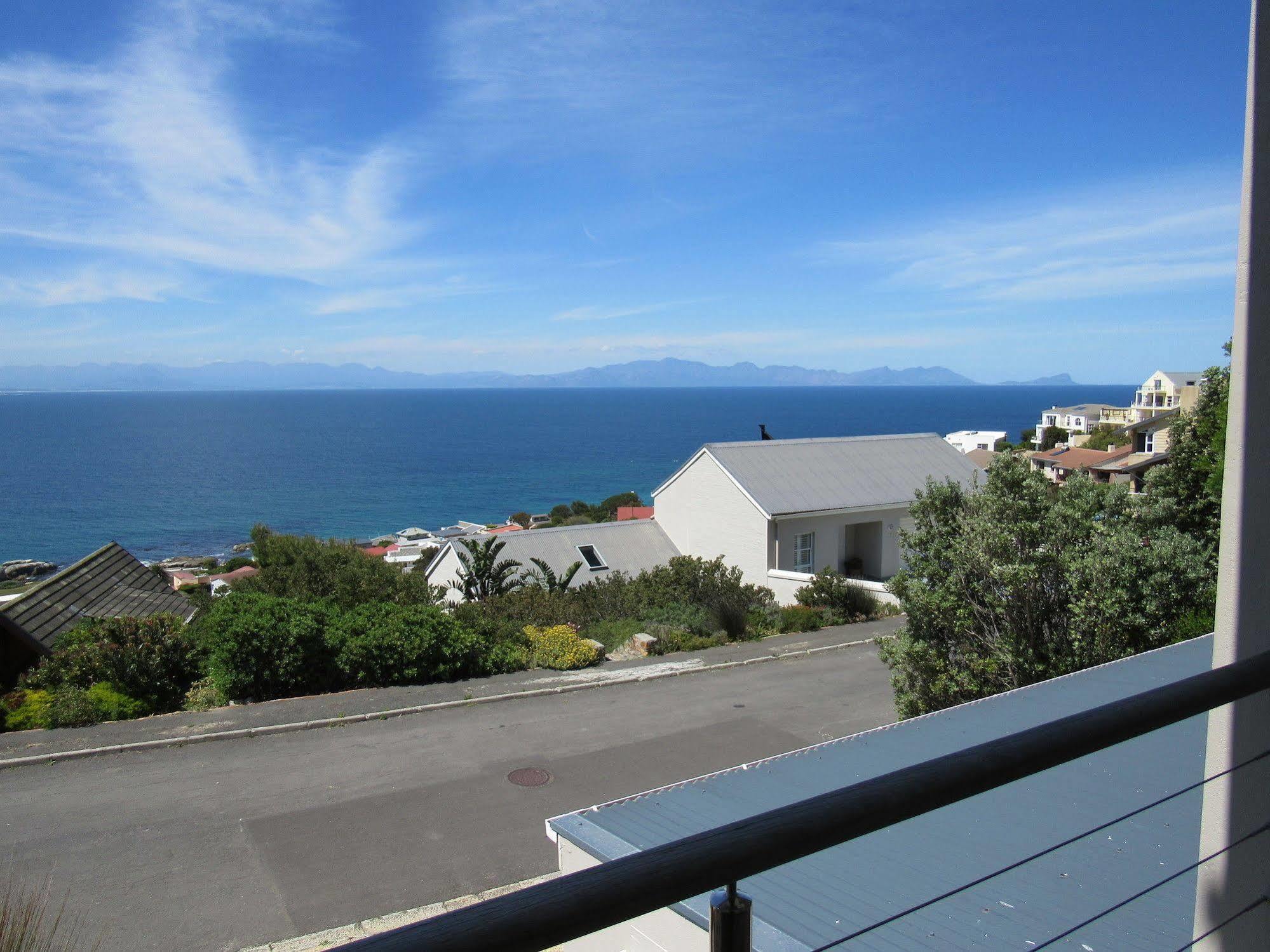Port Of Call Simonʼs Town Kültér fotó